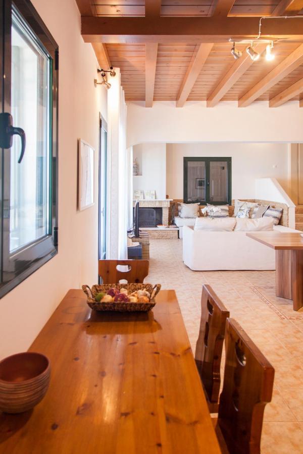 Villa Skyfall Kalamítsi 외부 사진